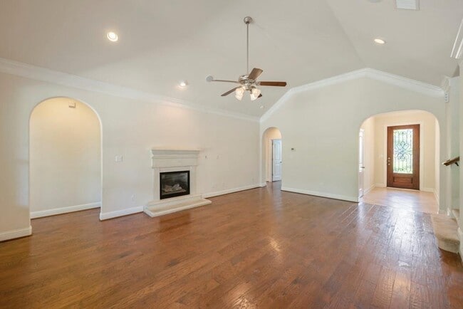 Building Photo - 11812 Mira Vista Way