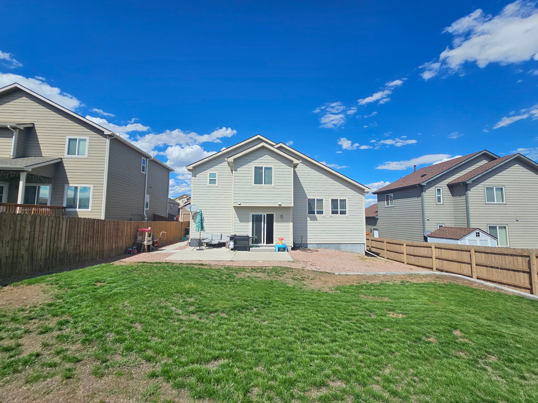 Building Photo - 7431 Willowdale Dr