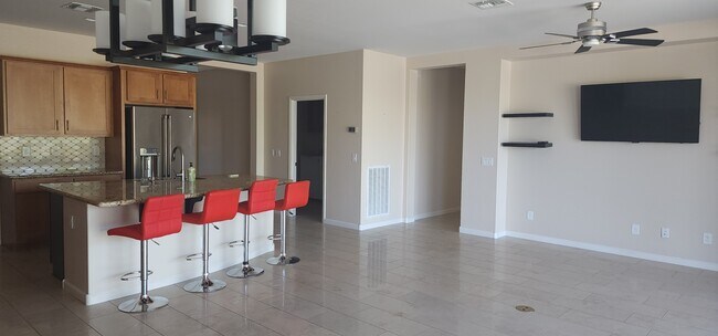Building Photo - 3350 Big Sky Dr