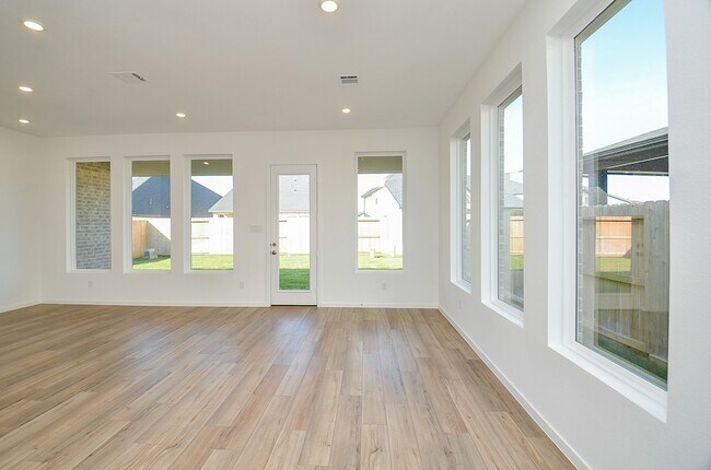Building Photo - 4434 Starling Hvn Ln