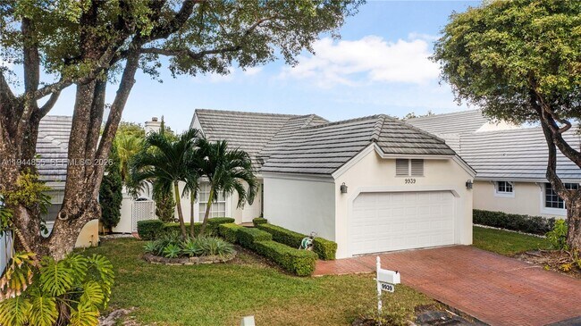 Building Photo - 9939 NW 47th Terrace