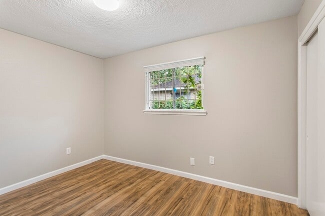 Building Photo - 6602 Indian Lake Dr