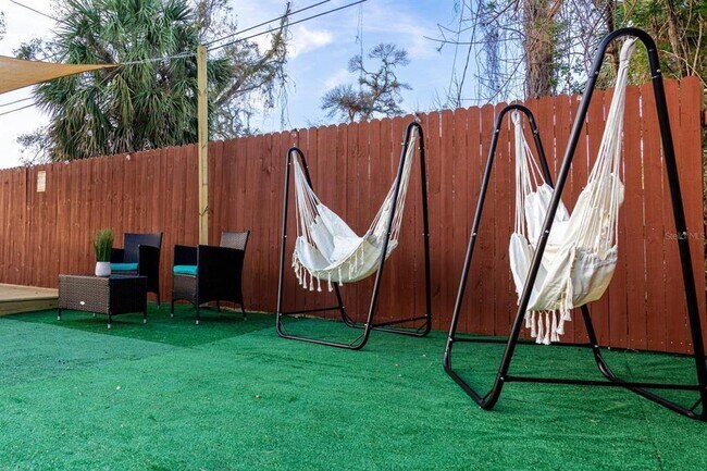 Building Photo - 4327 17th Ave S