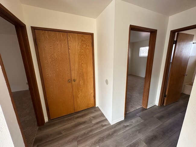Building Photo - Cute 2 Bd 1Ba Unit NE Santa Maria