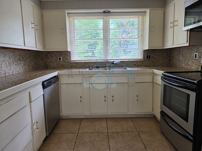 Building Photo - **Stunning New Rental Opportunity in Park Hill!**