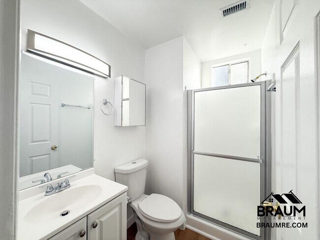 Building Photo - 14249 Friar St