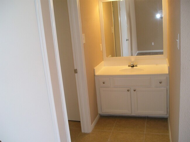 Building Photo - 5810 Twisted Pine Ct