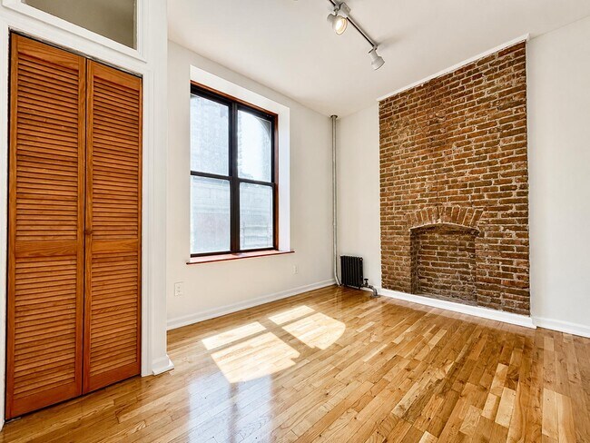 Floorplan - 3135 Broadway