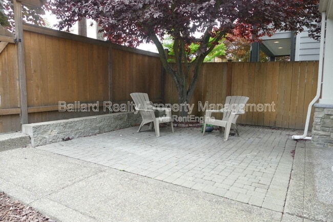 Building Photo - 913 NW 51st St