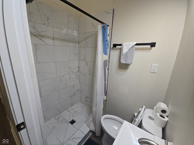 Building Photo - 1728 N Delaware St