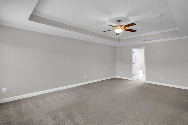 Building Photo - 721 Highgrove Ct