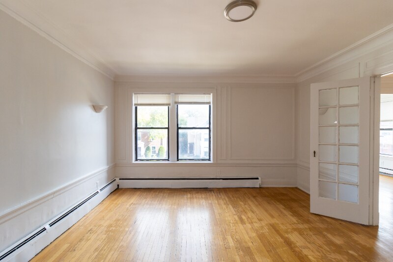 Building Photo - 6830 S Jeffery Blvd