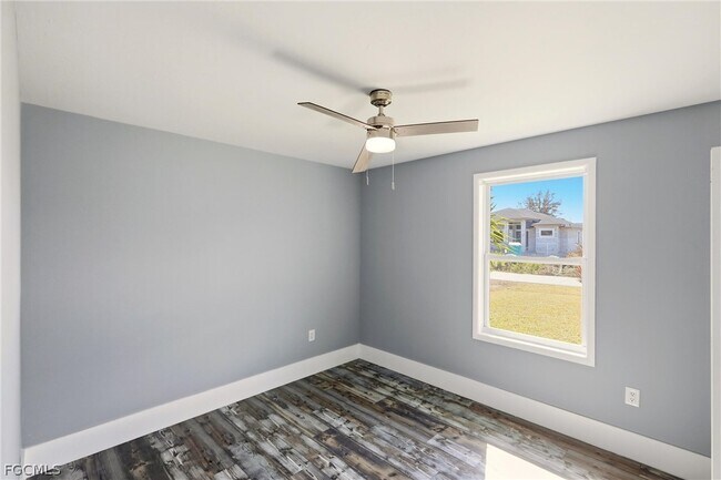 Building Photo - 3404 2nd St SW