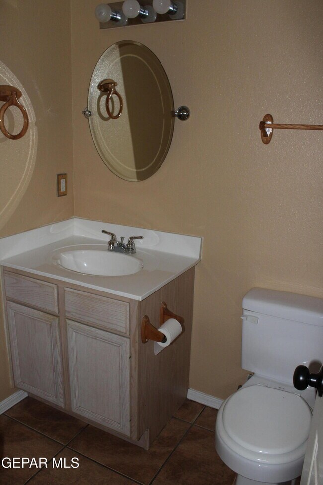 Building Photo - 11204 Endeavor Pl