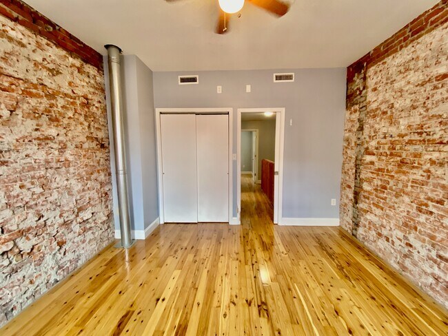 Building Photo - 2027 S Watts St.