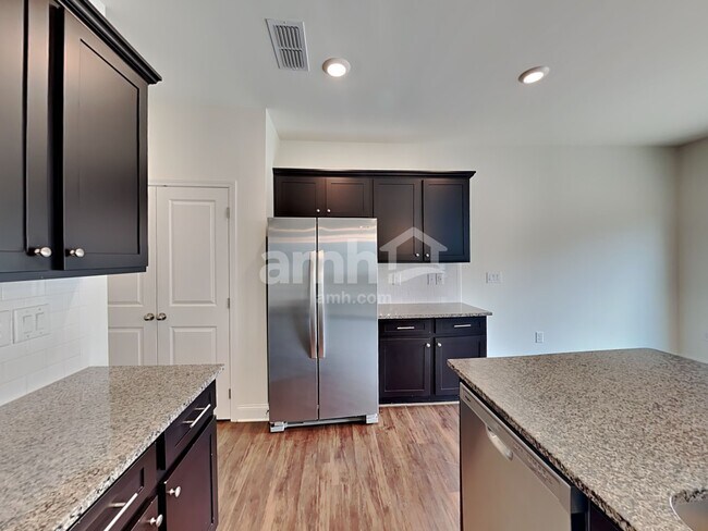 Building Photo - 580 Smt Vw Ln