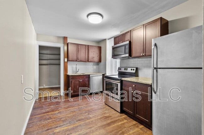 Building Photo - 3941 Shaw Blvd