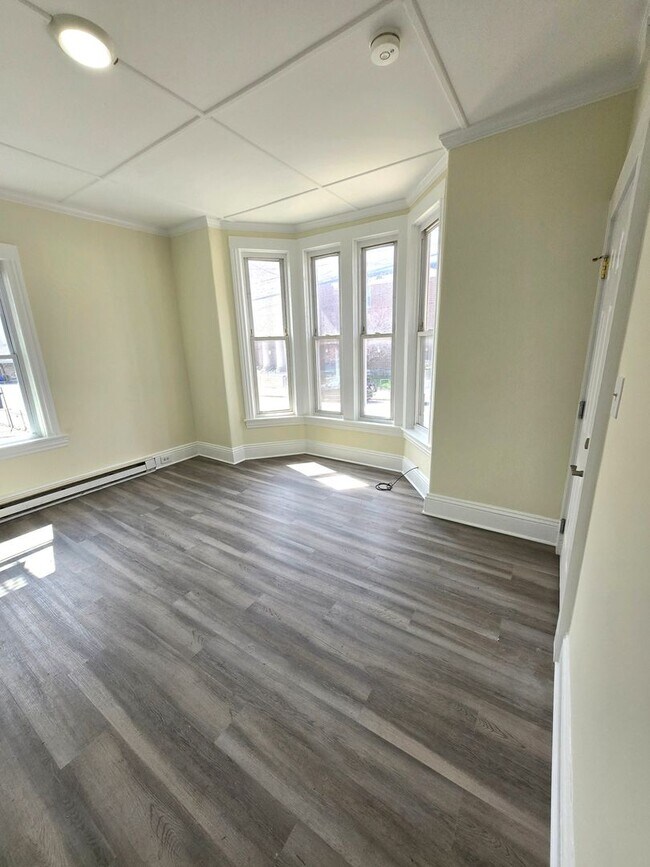 Building Photo - 47 Montgomery St