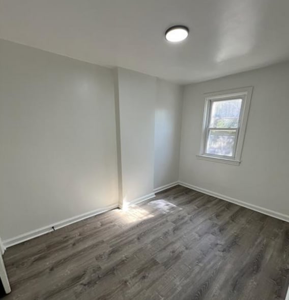 Building Photo - 2712 Kane St