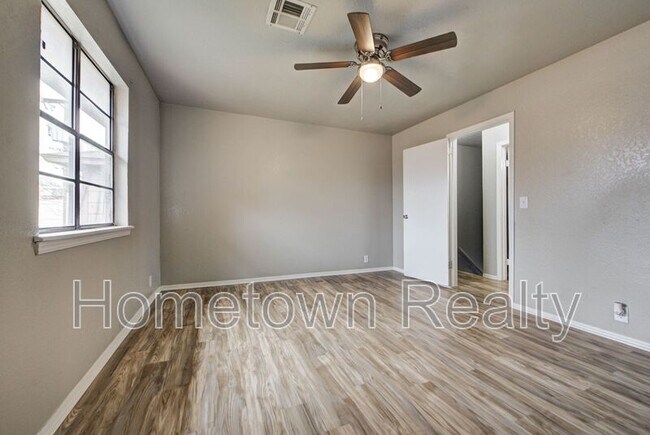 Building Photo - 8075 NW 23rd St