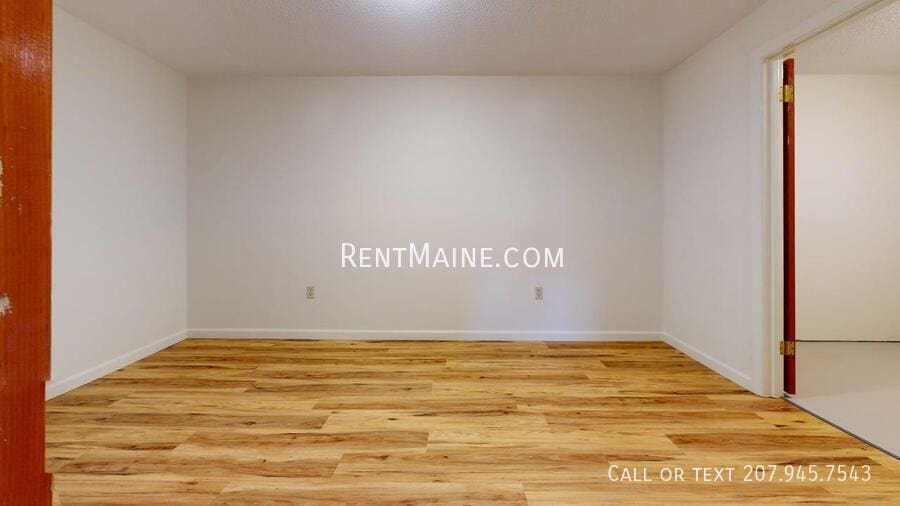 Building Photo - 33 Longrale Park