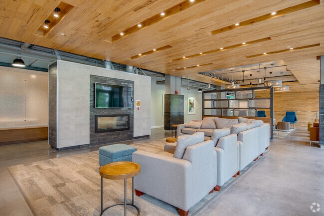 Lounge Area - Nine East 33rd