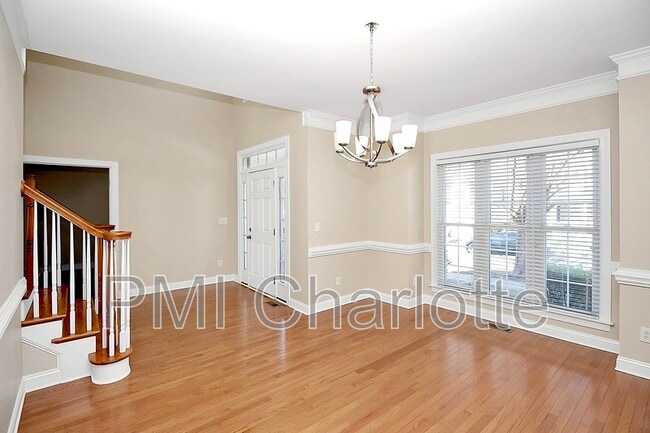 Building Photo - 14308 Harvington Dr