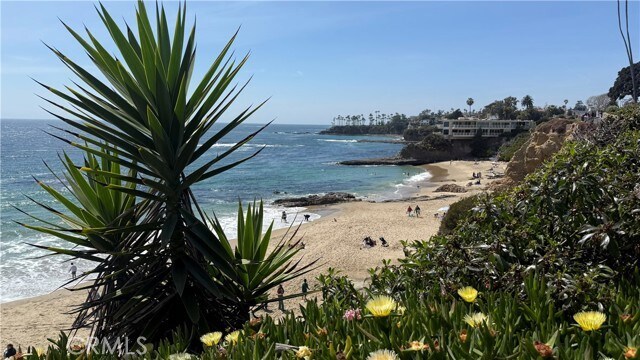 Building Photo - 230 Fairview St