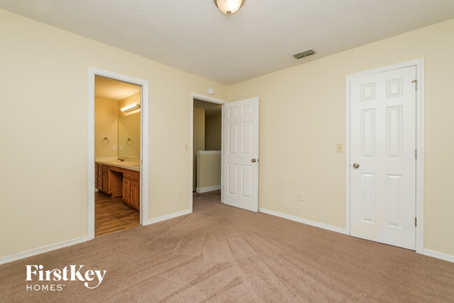 Building Photo - 3611 Elk Ridge Ln