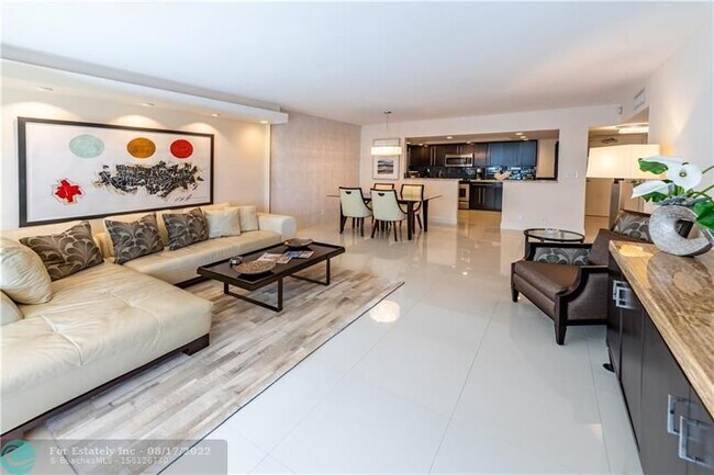 Building Photo - 3750 Galt Ocean Dr
