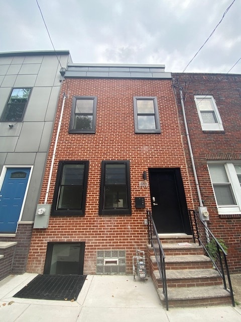 Building Photo - 1309 S 23rd St