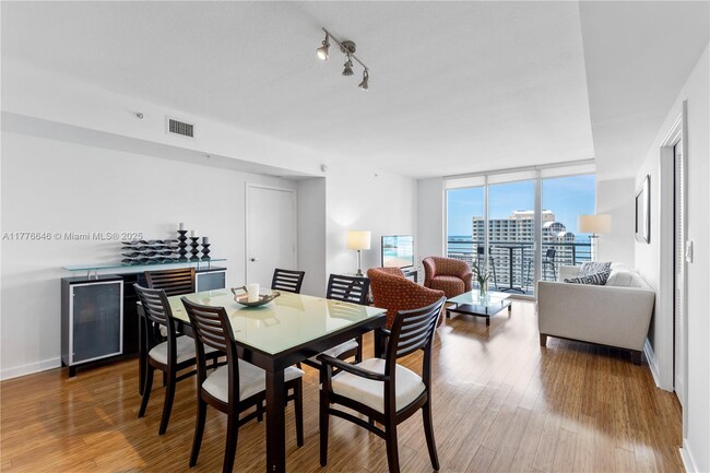 Building Photo - 335 S Biscayne Blvd