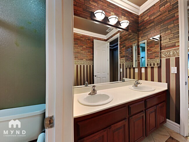 Building Photo - 9351 Palmerson Dr