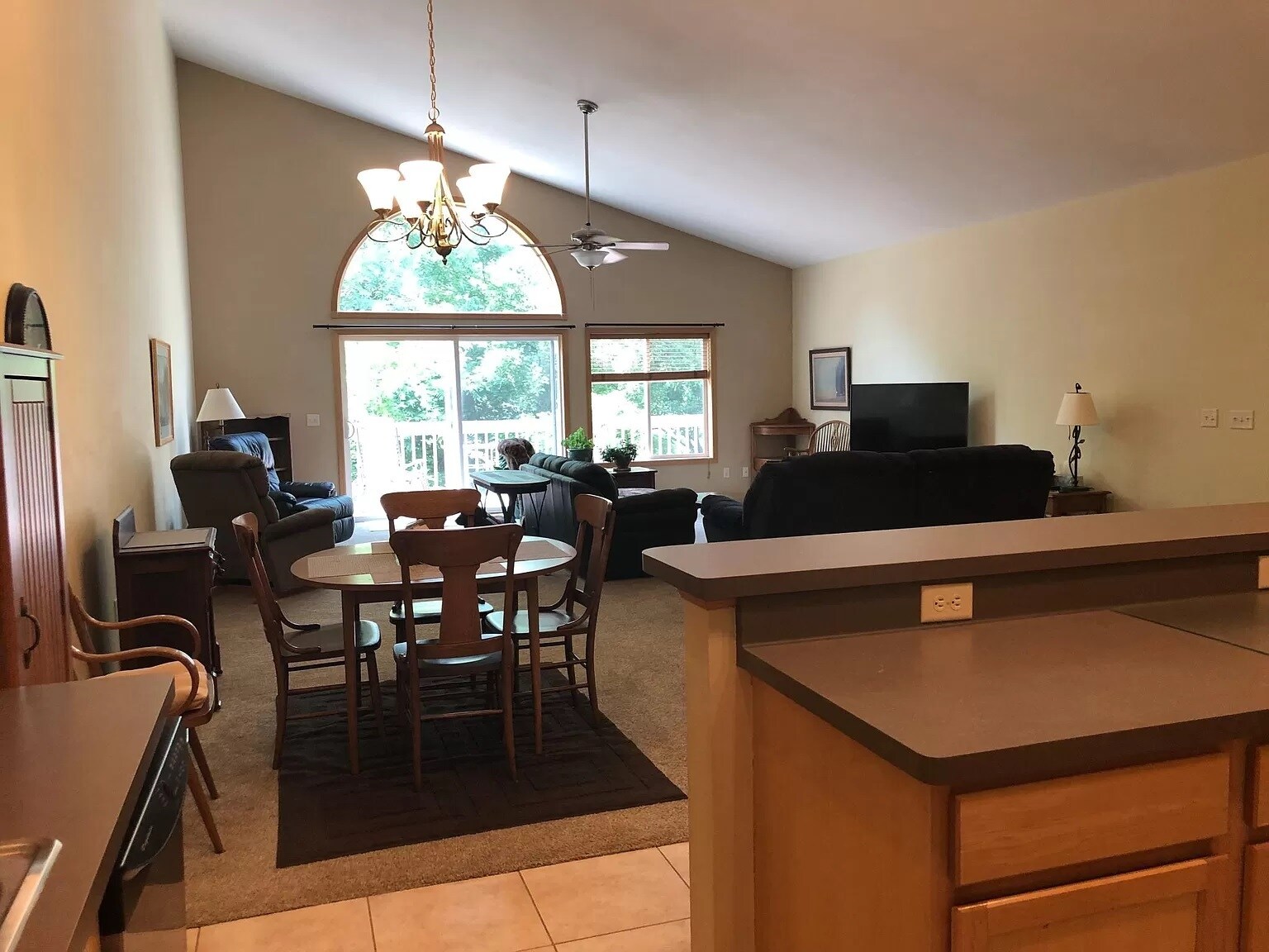 Building Photo - 701 Cherokee Path