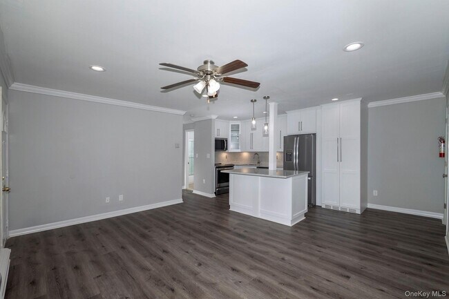 Building Photo - 50 Chelsea Ct