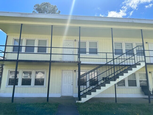 Primary Photo - 401 Fort Worth Ave