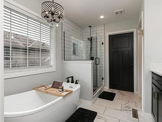 Building Photo - Your Dream Home Just Hit the Market – Don’t Miss Out!