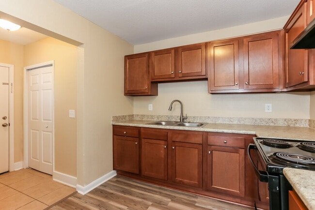 Building Photo - 5339 Newcombe Rd