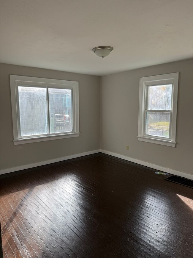 Building Photo - 2923 Winter St