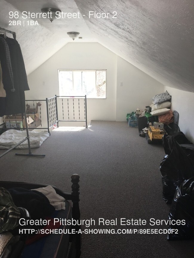 Building Photo - 98 Sterrett St