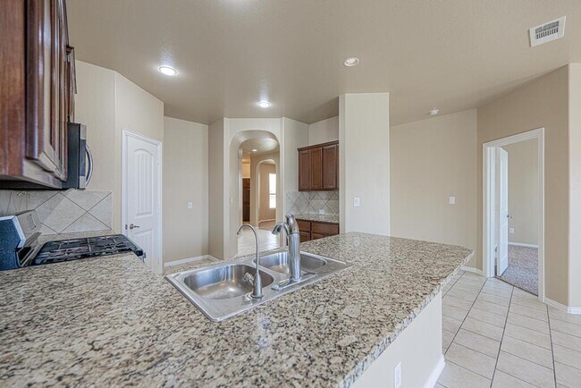 Building Photo - 7216 Brooks Ranch Rd