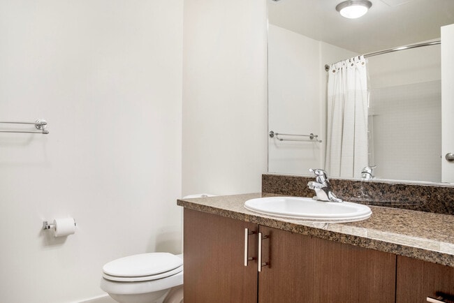 Building Photo - 10349 NE 10th St