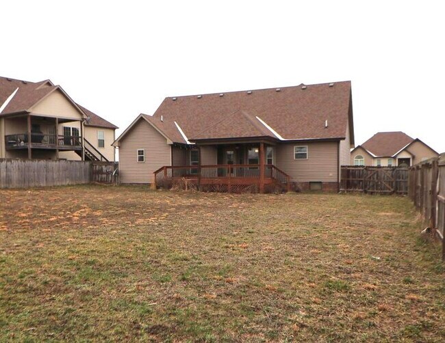 Building Photo - 1678 Horseshoe Cave Dr