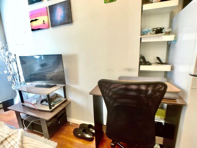 Building Photo - 320 Jefferson St