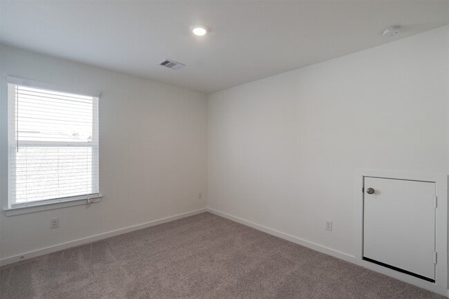 Building Photo - 3918 Windy Whisper Dr