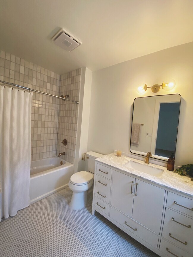 Brand new master bath - 2608 E Madison St