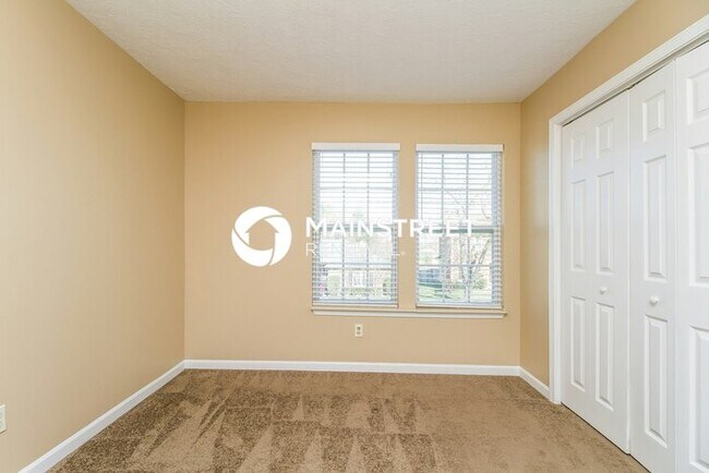 Building Photo - 4 Bedroom Pet-Friendly Home in Antioch, TN with Main Street Renewal