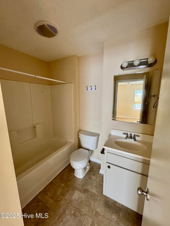 Building Photo - 1127 Brownlea Dr