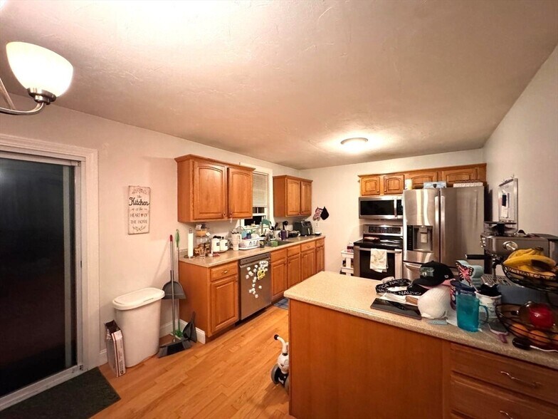 Building Photo - 41 Blueberry Hill Rd