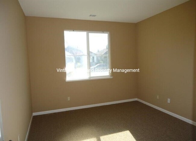 Building Photo - 1473 Swallow Tail Ln